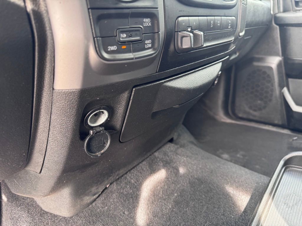 Used 2022 RAM 1500 Classic Warlock AWD/4WD image 19