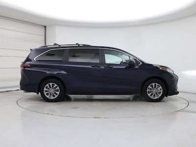 Used 2025 Toyota Sienna LE