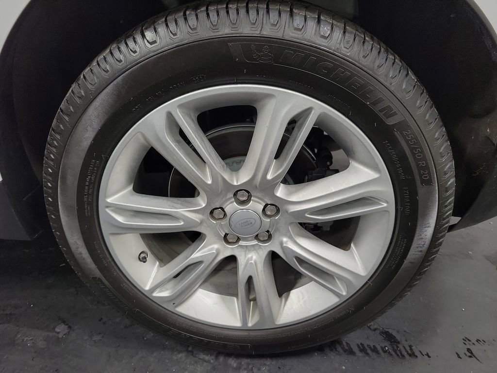 Used 2021 Land Rover Range Rover Velar S image 10