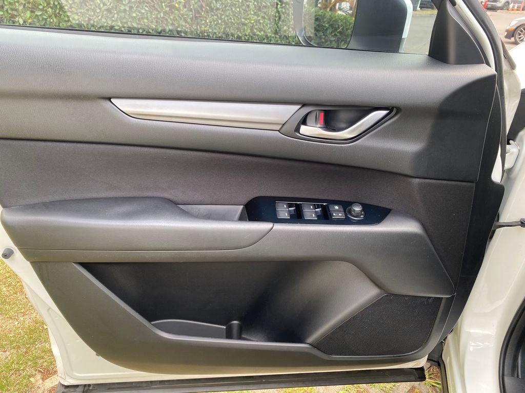 Used 2018 MAZDA CX-5 Sport FWD image 13