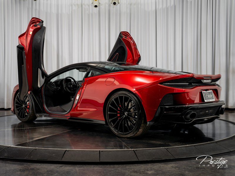 Used 2020 McLaren GT image 13