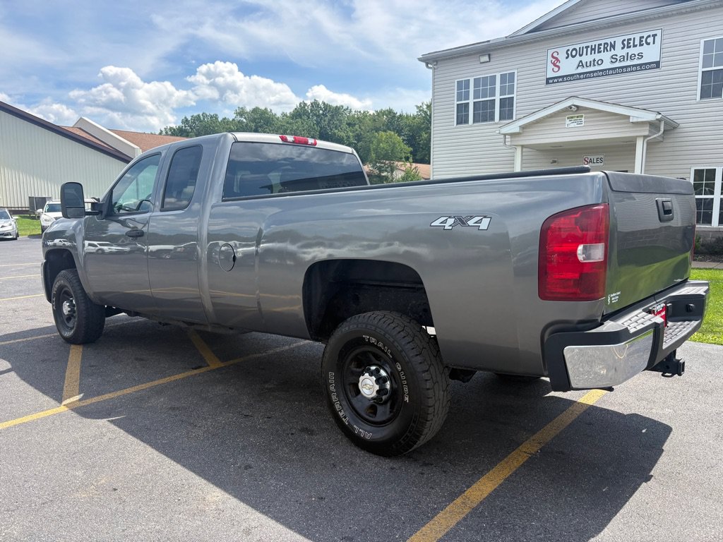 Used 2008 Chevrolet Silverado 3500 LT w/ Snow Plow Prep Package AWD/4WD image 9