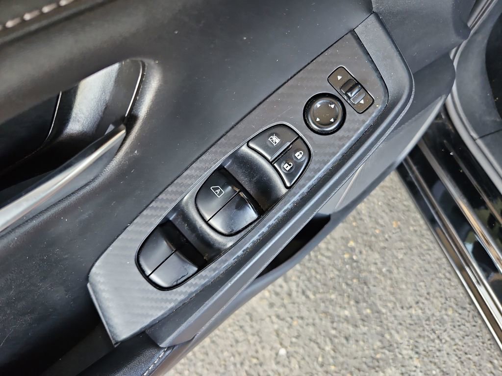 Used 2024 Nissan Sentra SV FWD image 24