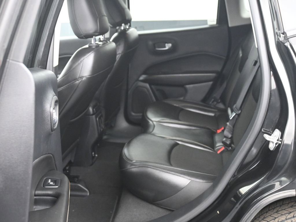 Used 2021 Jeep Compass Latitude image 13