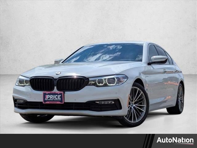 Used 2018 BMW 530e w/ Premium Package 2