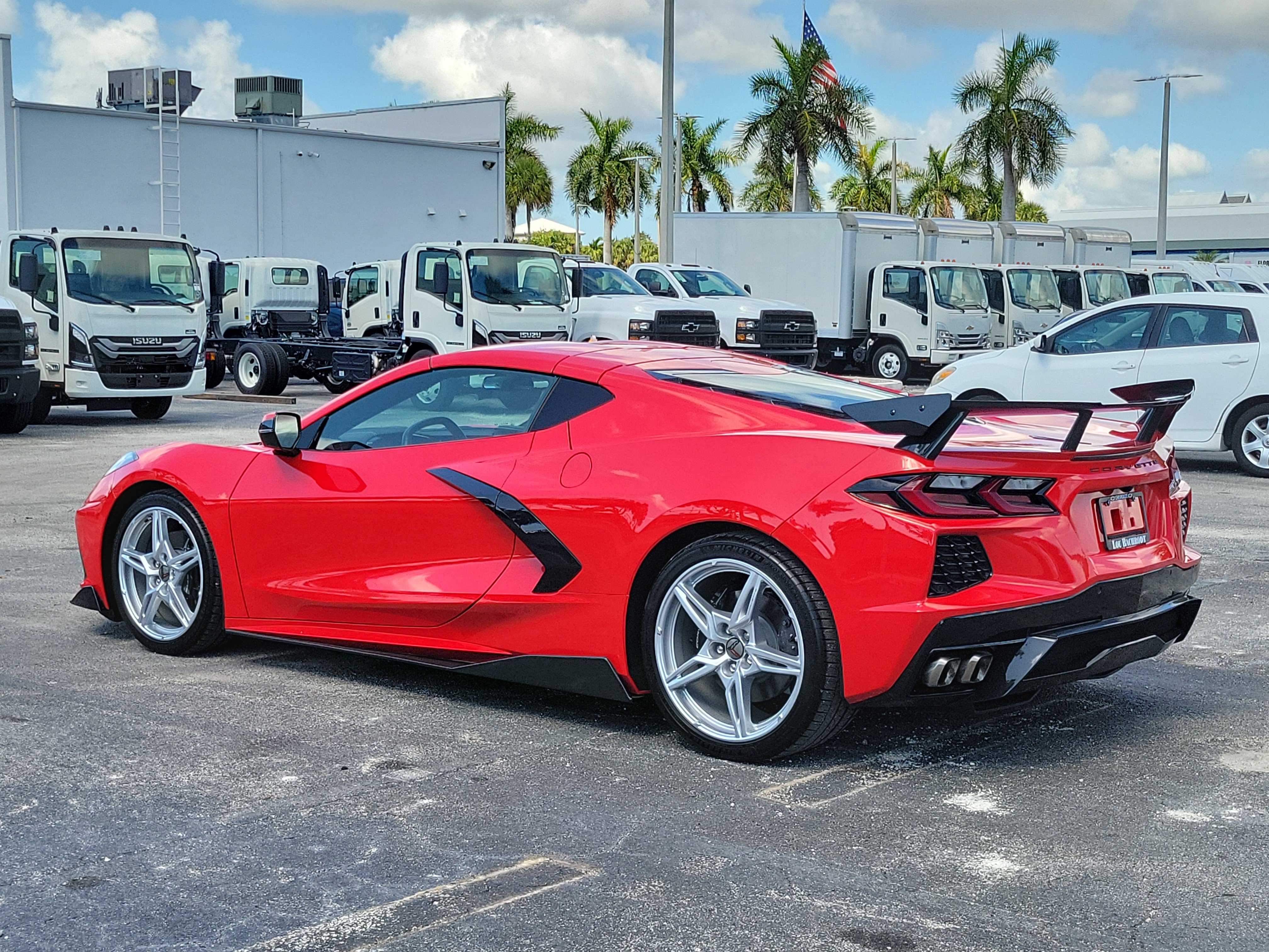 Used 2021 Chevrolet Corvette Stingray Coupe w/ 1LT RWD image 5