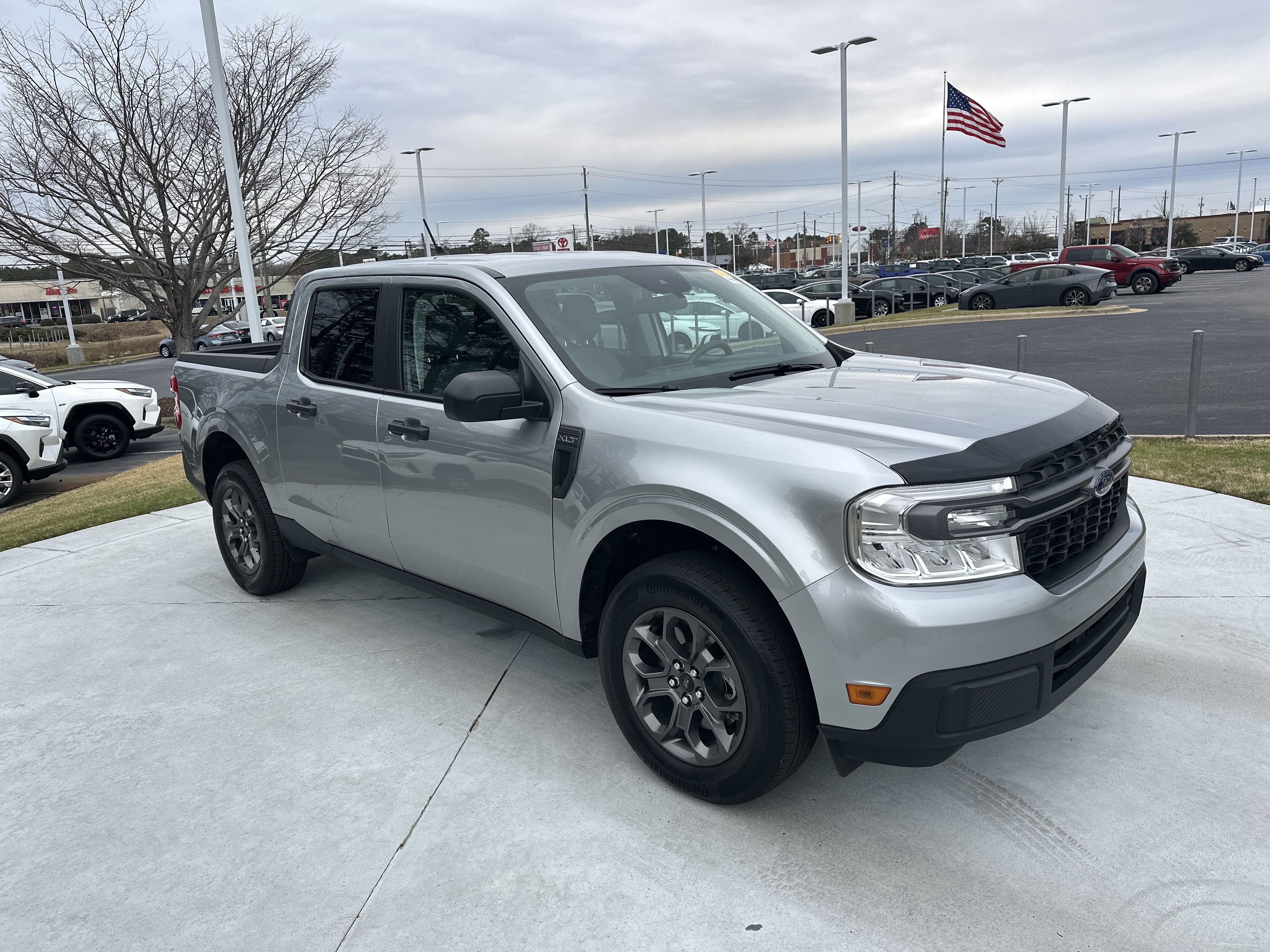 Used 2023 Ford Maverick XLT video 2