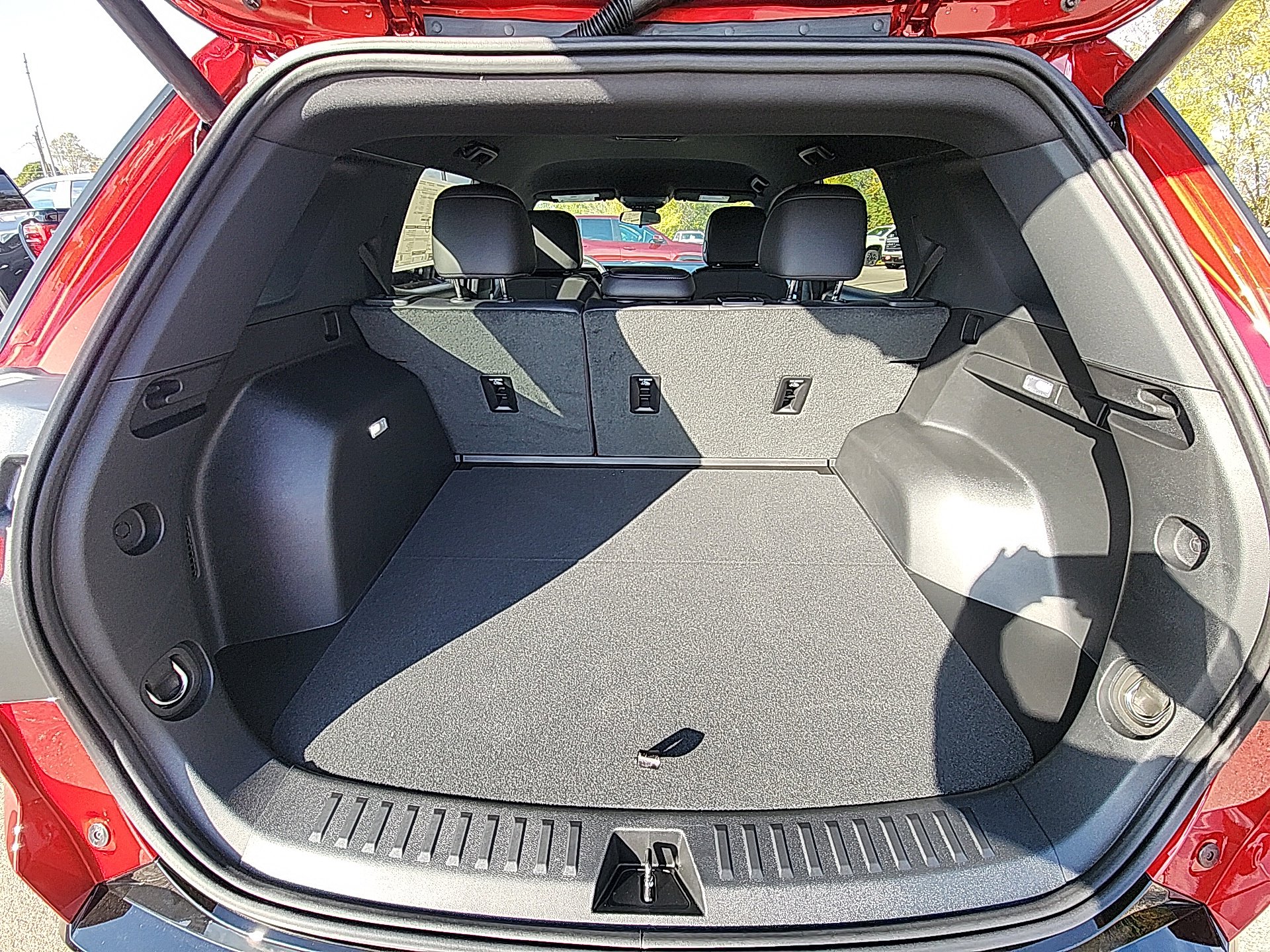 New 2026 GMC Terrain AT4 w/ Convenience Package III image 32
