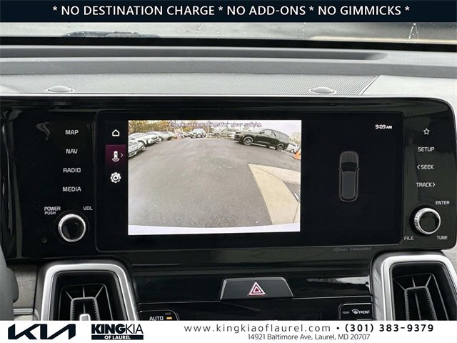 Used 2023 Kia Sorento EX w/ Panoramic Sunroof Package image 4
