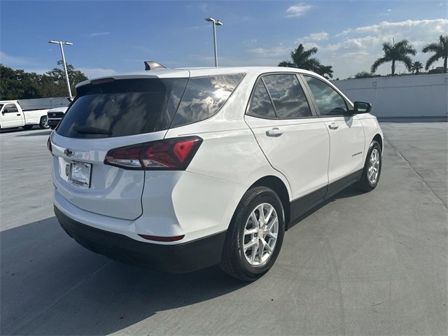 Used 2023 Chevrolet Equinox LS w/ LS Convenience Package image 11