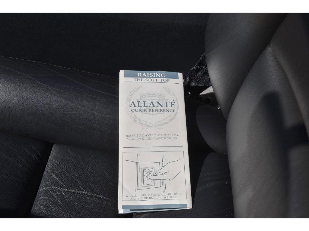 Used 1990 Cadillac Allante image 35