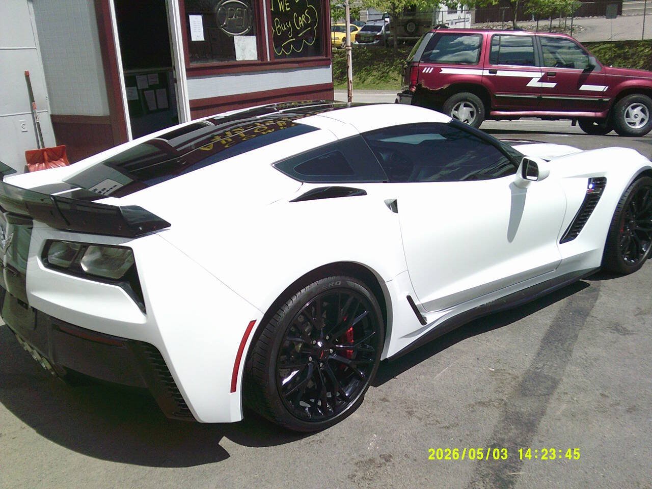 Used 2016 Chevrolet Corvette Z06 w/ Z07 Performance Package RWD image 6