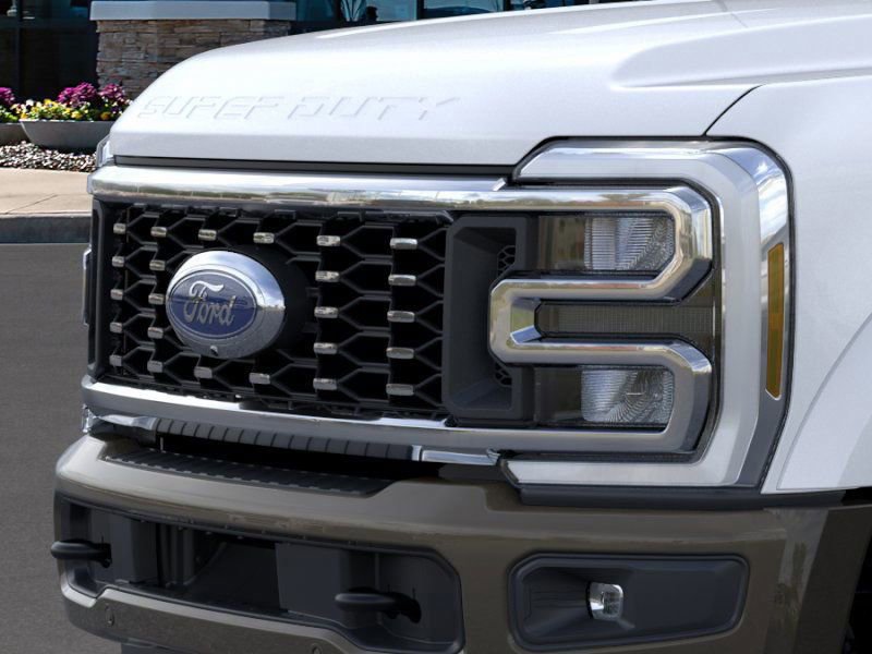 New 2026 Ford F450 King Ranch w/ FX4 Off-Road Package image 17