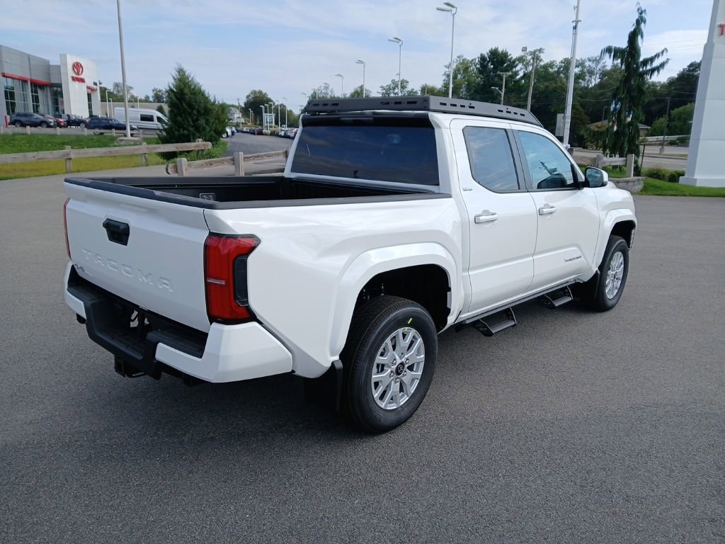 New 2025 Toyota Tacoma SR5 image 3