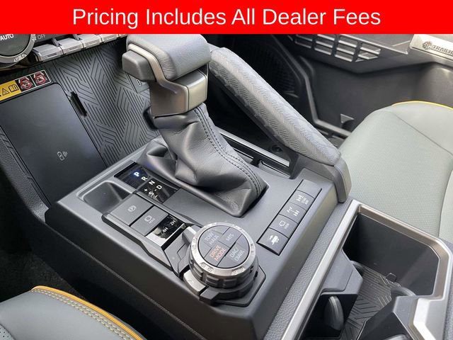 Used 2025 Toyota 4Runner Trailhunter AWD/4WD image 37