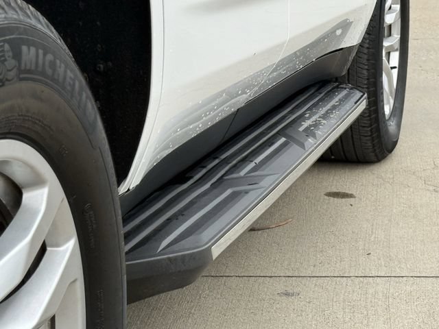 Used 2024 Chevrolet Tahoe LT RWD image 9