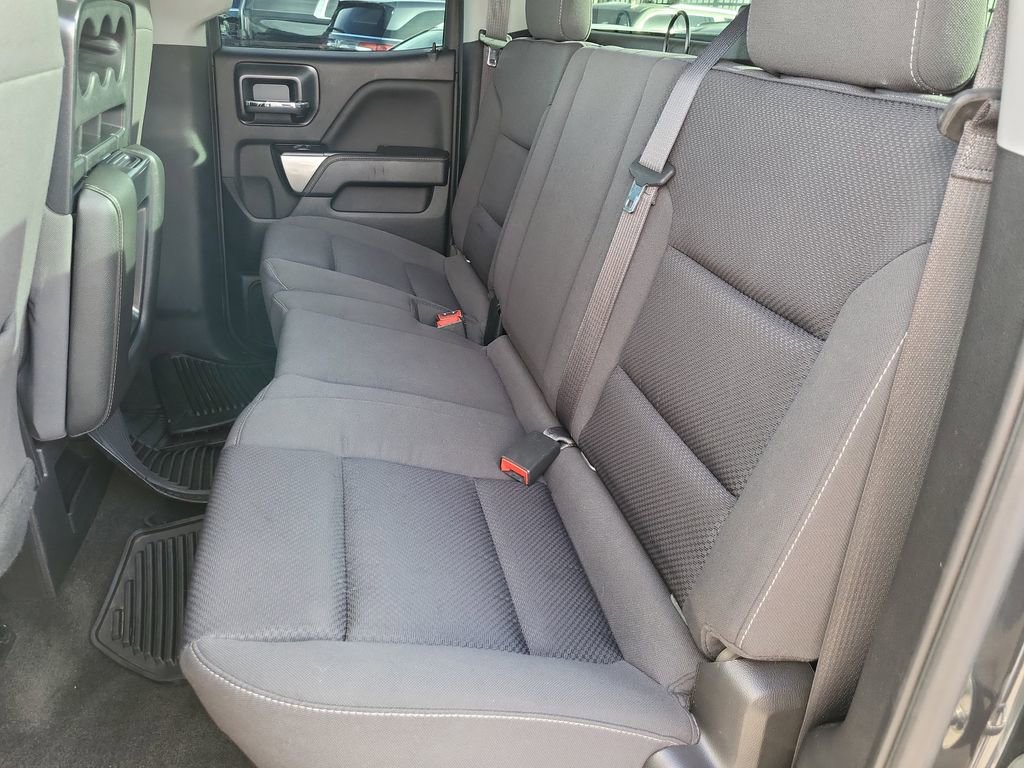 Used 2018 Chevrolet Silverado 1500 LT image 12