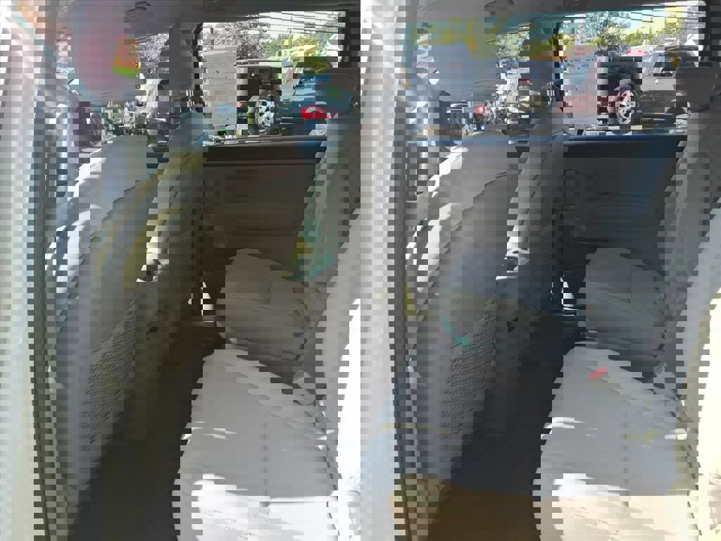 Used 2019 Kia Sedona L image 13