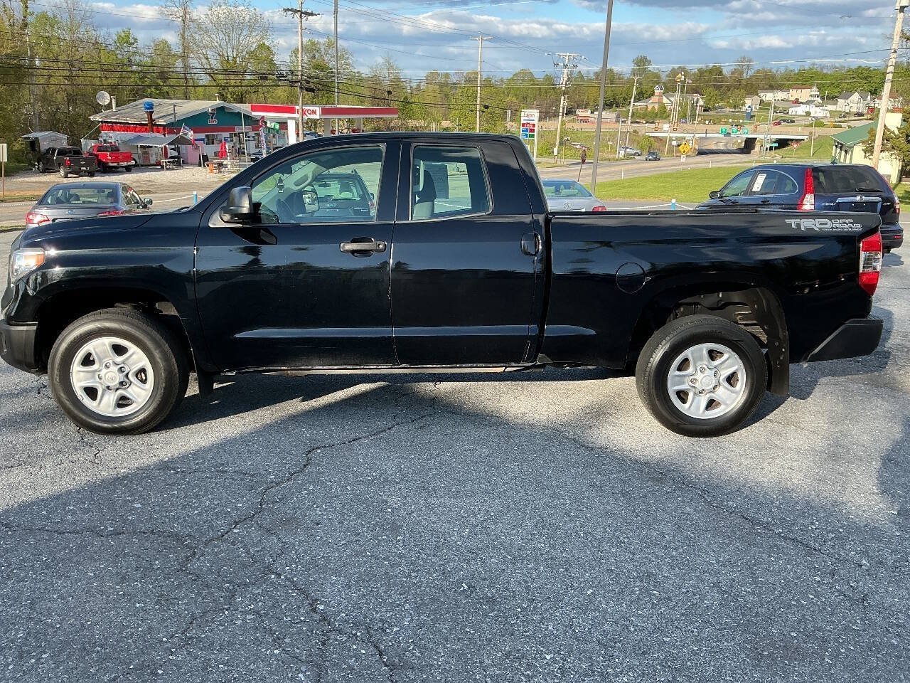 Used 2014 Toyota Tundra SR AWD/4WD image 9