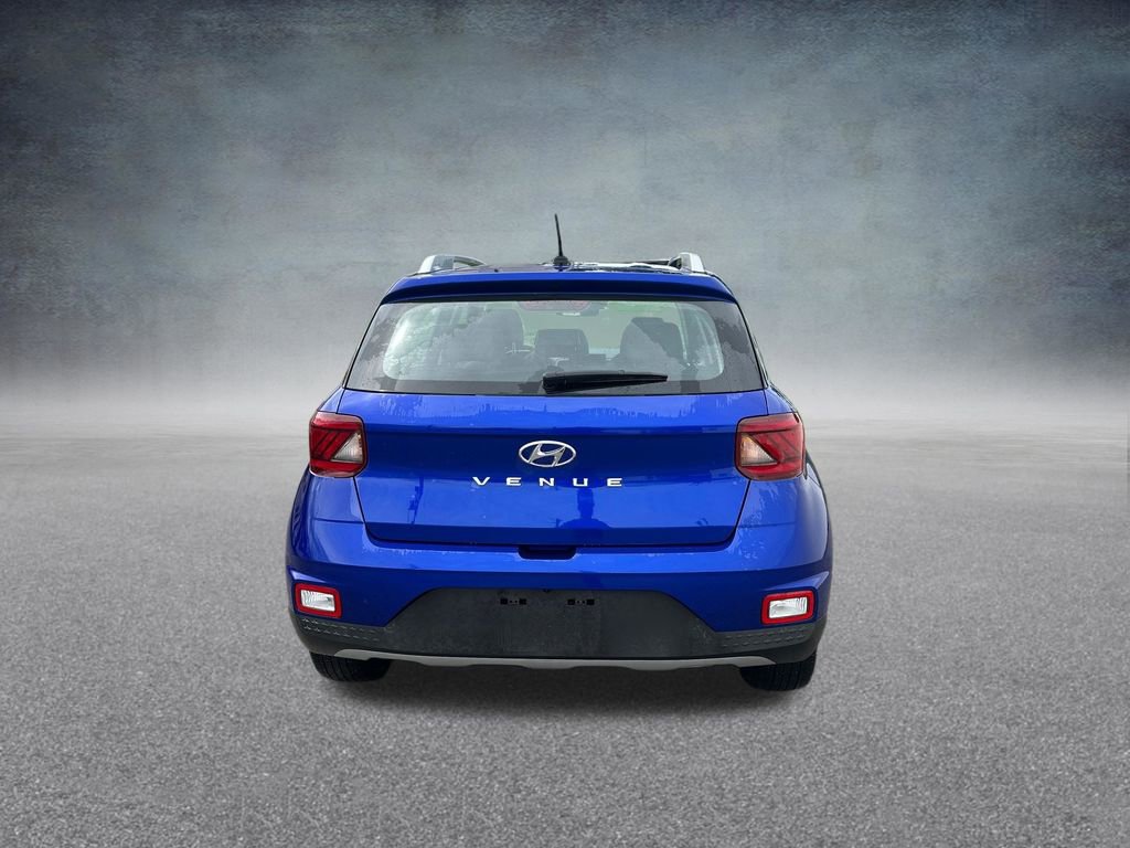 Used 2025 Hyundai Venue Limited FWD image 37