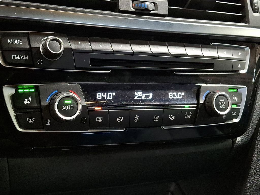 Used 2018 BMW 330i Gran Turismo xDrive image 15