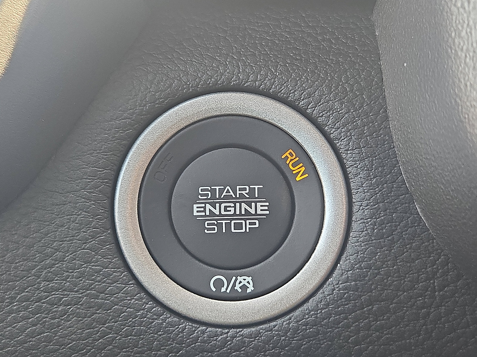 New 2025 RAM 1500 Laramie image 21