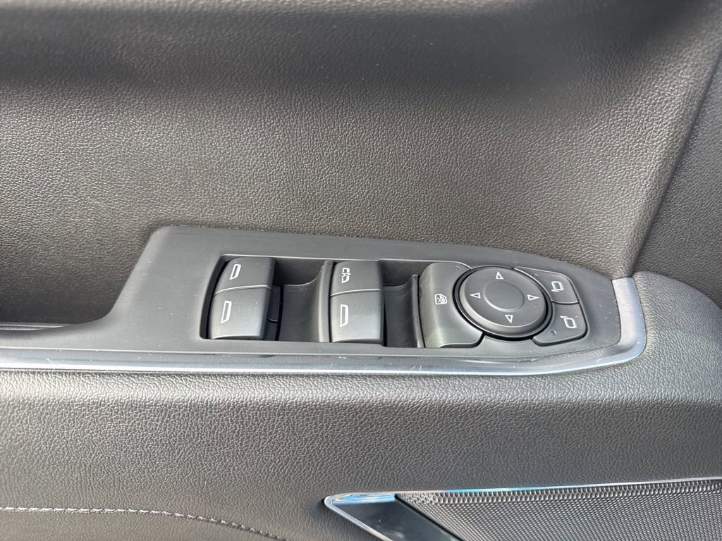 Used 2023 Chevrolet Silverado 1500 LT w/ Leather Package image 28
