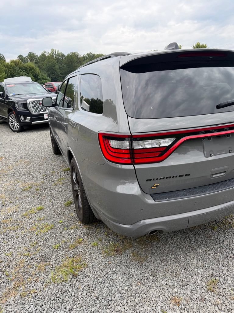 Used 2023 Dodge Durango R/T w/ Hemi Orange Plus Package AWD/4WD image 5