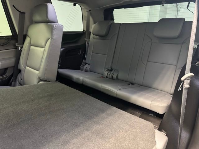 Used 2019 Chevrolet Tahoe LT w/ RST Edition AWD/4WD image 32