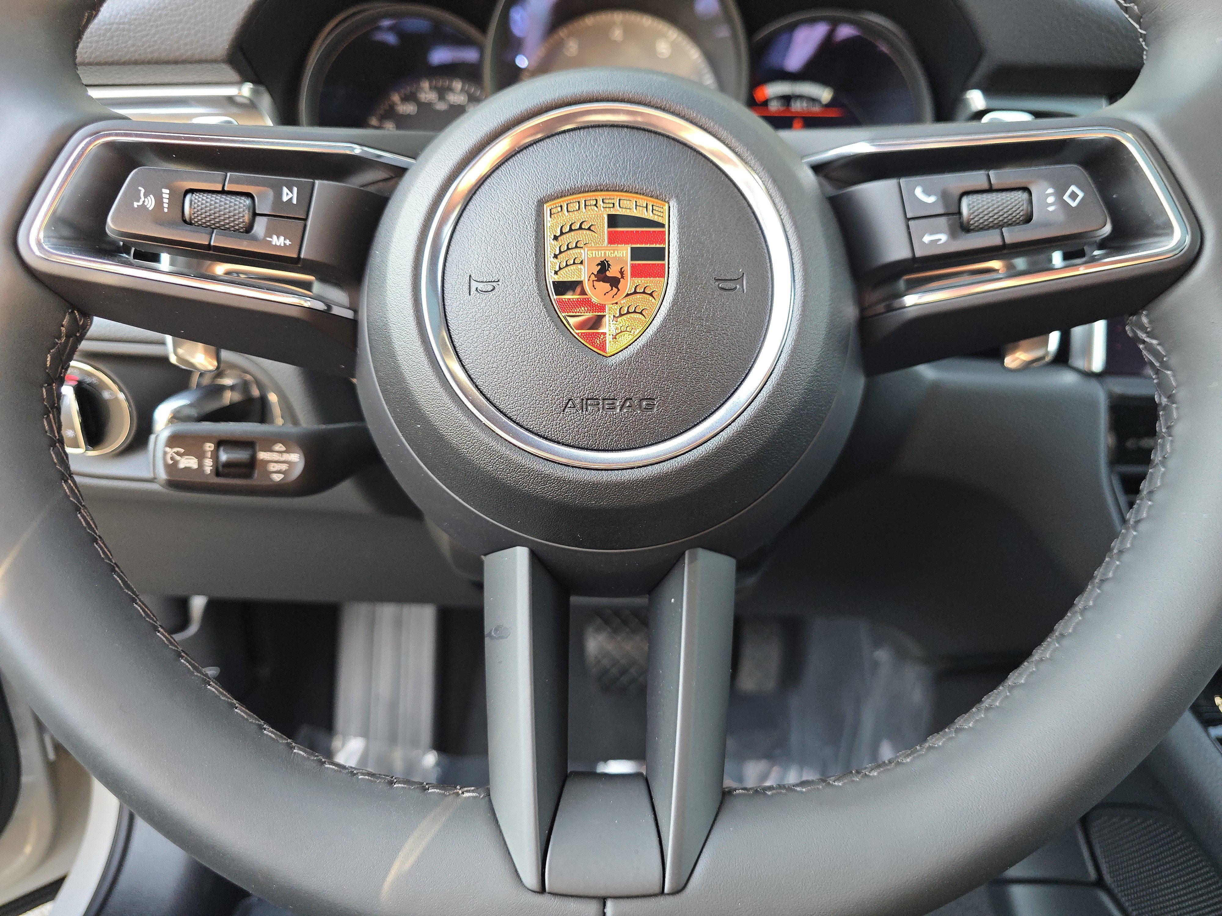 New 2026 Porsche Macan S image 18