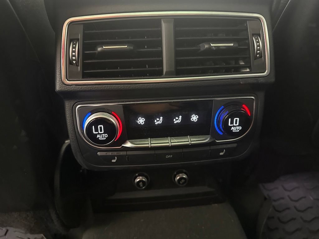 Used 2019 Audi Q7 3.0T Premium Plus w/ Premium Plus Package AWD/4WD image 20
