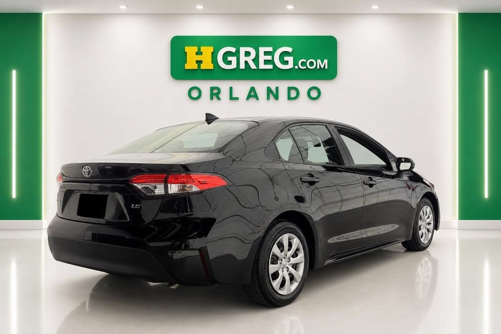 Used 2024 Toyota Corolla LE FWD image 4