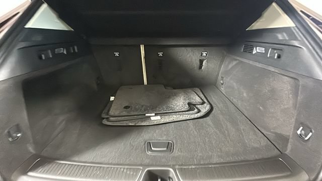 Used 2023 Buick Envision Avenir AWD/4WD image 29