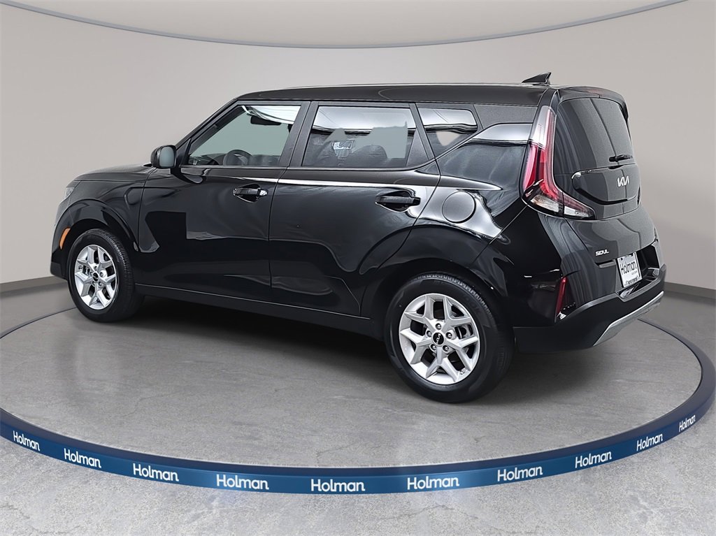 Used 2024 Kia Soul LX w/ Option Group 015 image 4