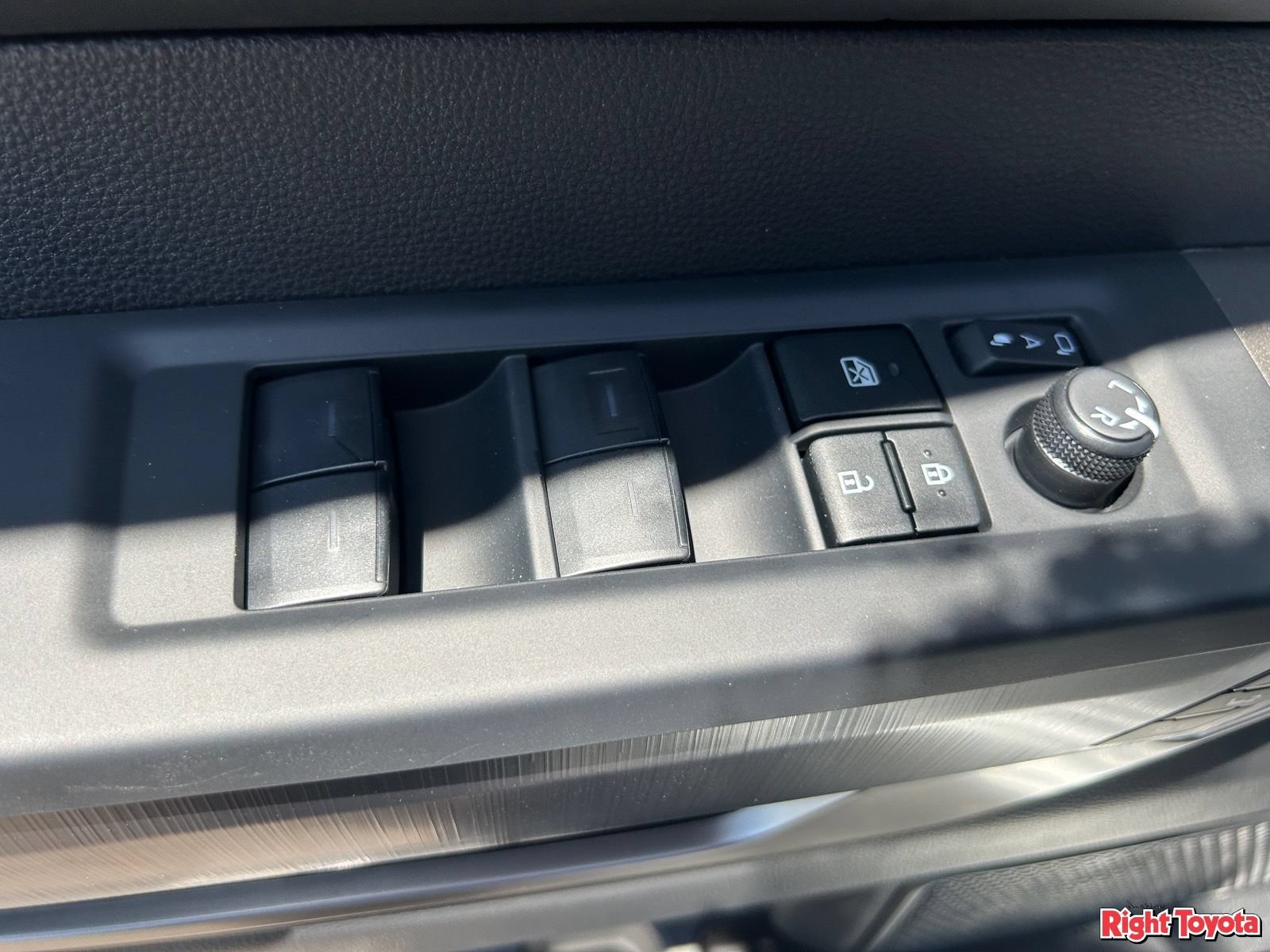 New 2026 Toyota Tundra Platinum AWD/4WD image 22