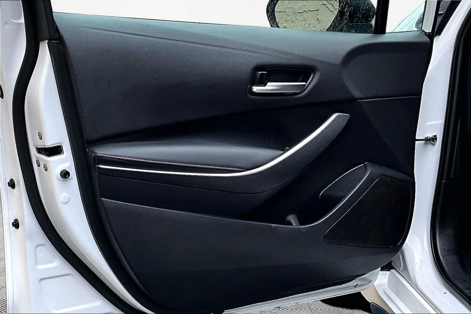 Certified 2024 Toyota Corolla SE FWD image 22