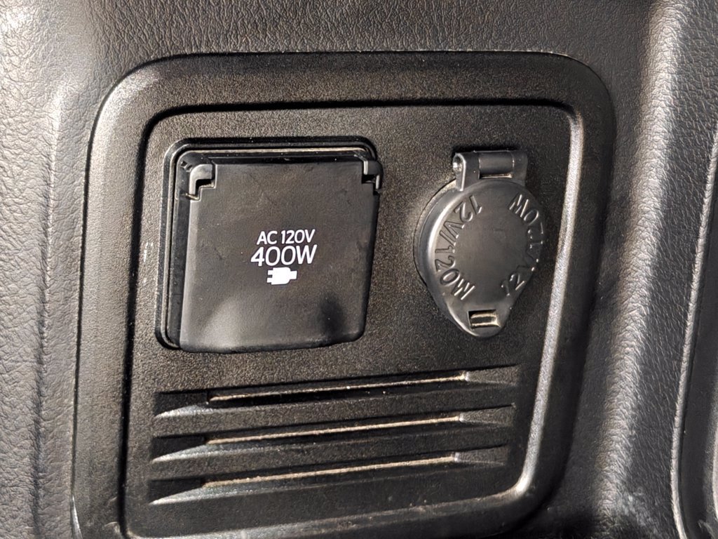 Used 2018 Toyota 4Runner Limited AWD/4WD image 33