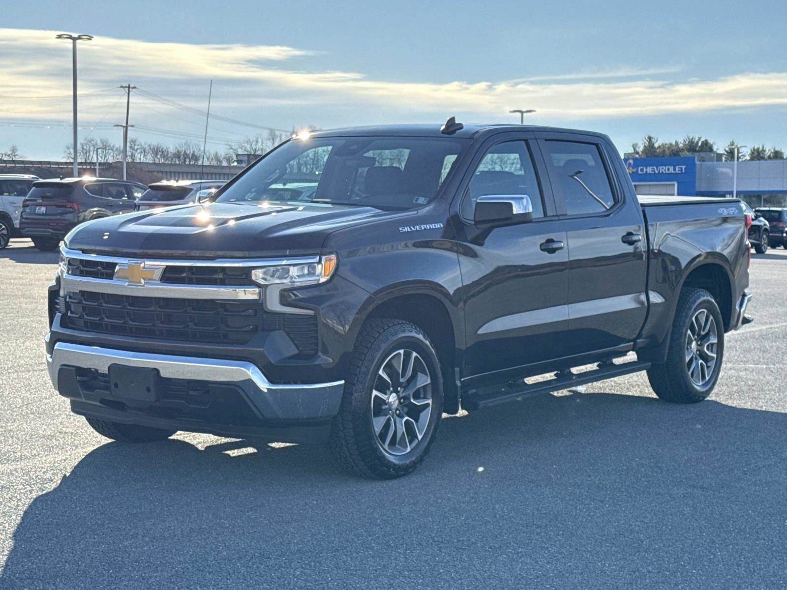 Used 2023 Chevrolet Silverado 1500 LT image 27