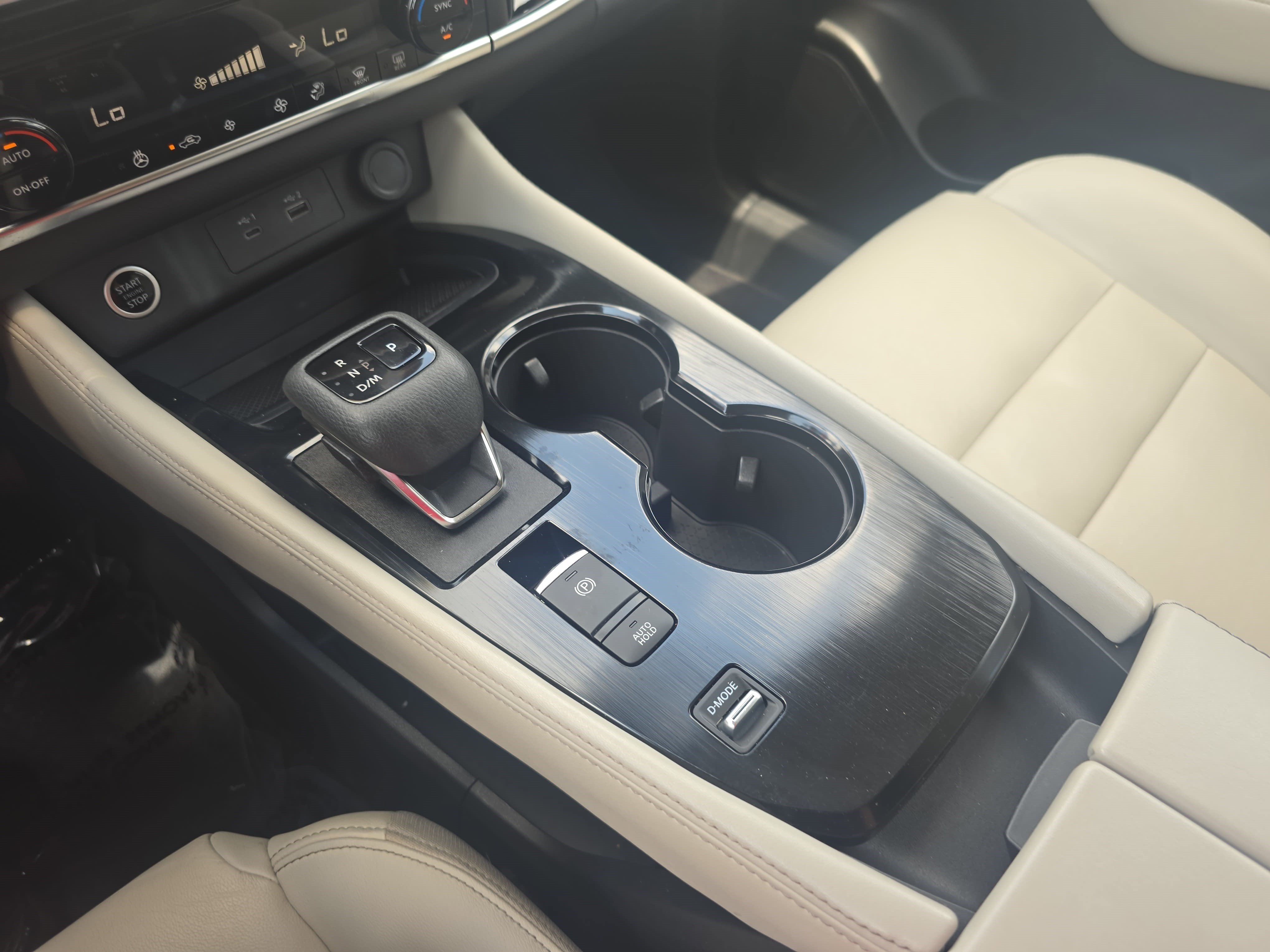 Used 2023 Nissan Rogue SL FWD image 23