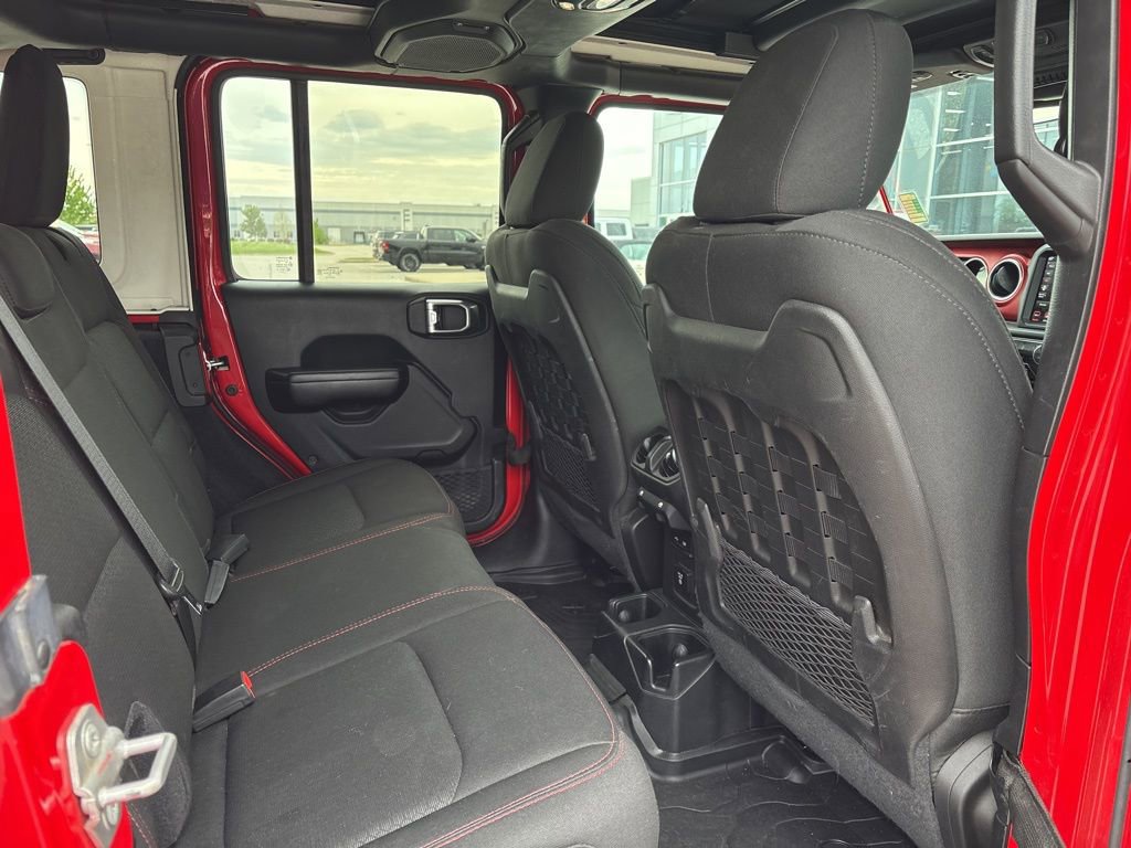 Used 2020 Jeep Wrangler Unlimited Rubicon w/ Advanced Safety Group AWD/4WD image 13