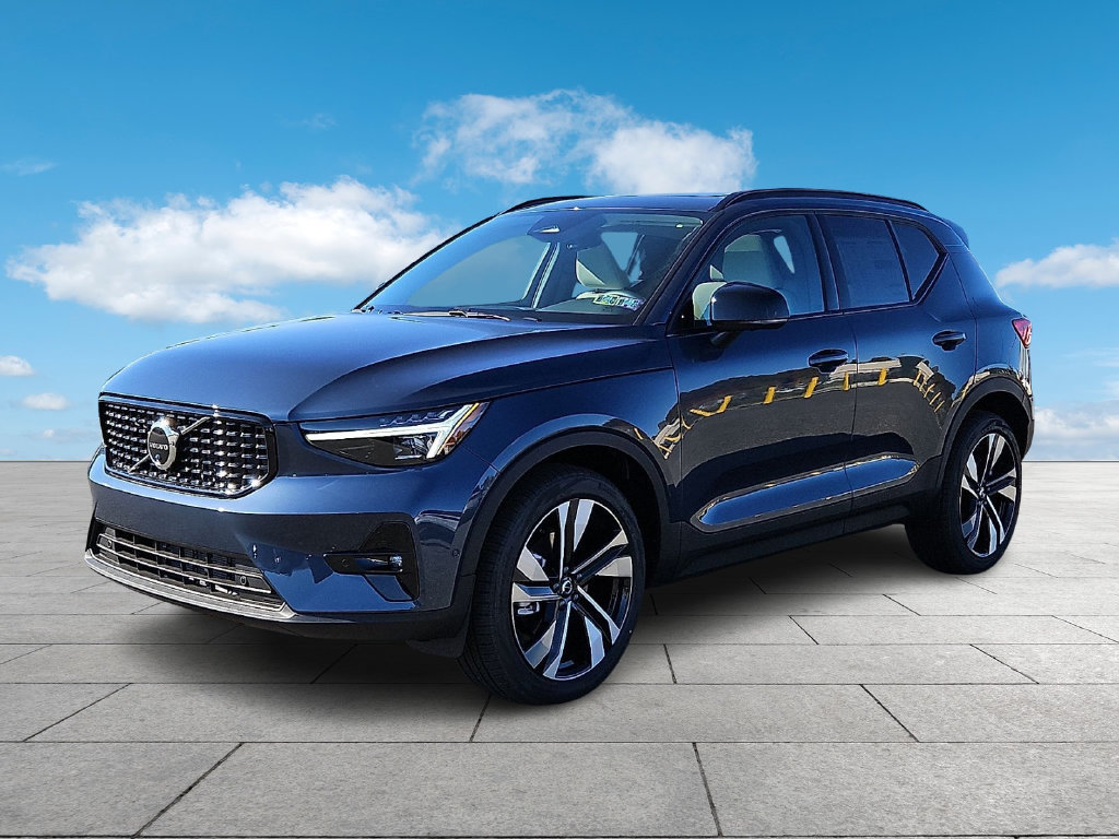 New 2026 Volvo XC40 B5 Ultra w/ Protection Package Premier AWD/4WD image 4