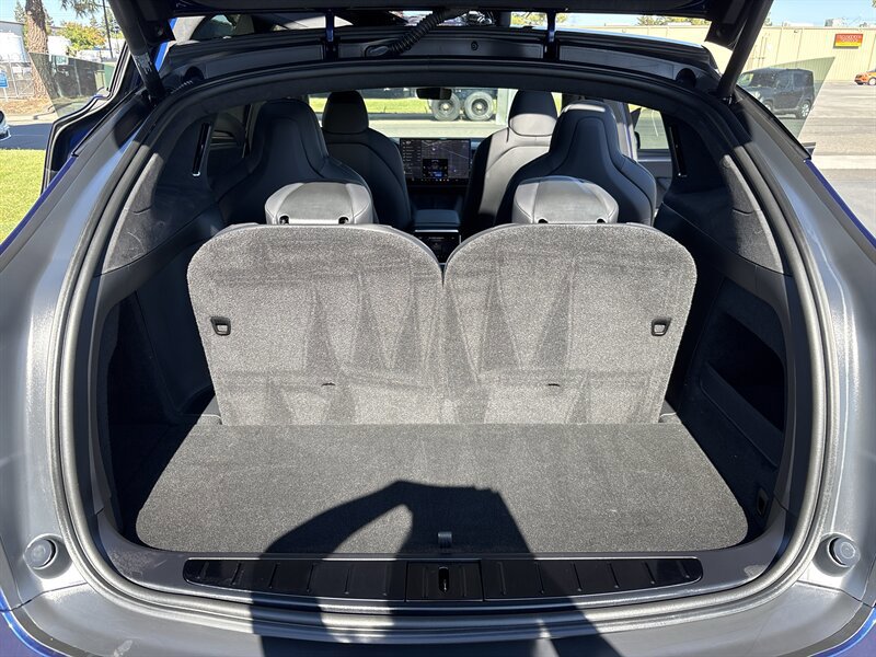 Used 2022 Tesla Model X Plaid AWD/4WD image 32