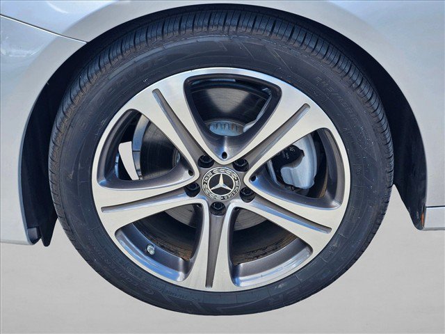 Used 2019 Mercedes-Benz E 300 image 23