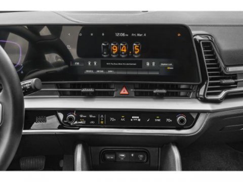 Used 2023 Kia Sportage EX image 13