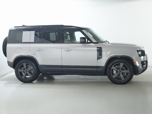 Used 2026 Land Rover Defender 110 S AWD/4WD image 10