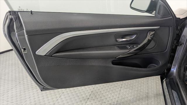 Used 2020 BMW 430i Coupe w/ Convenience Package image 13