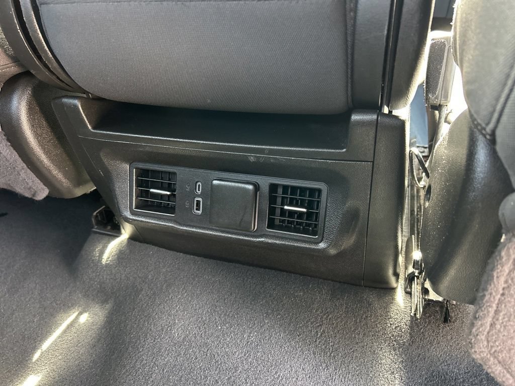 Used 2024 GMC Sierra 1500 SLE RWD image 45