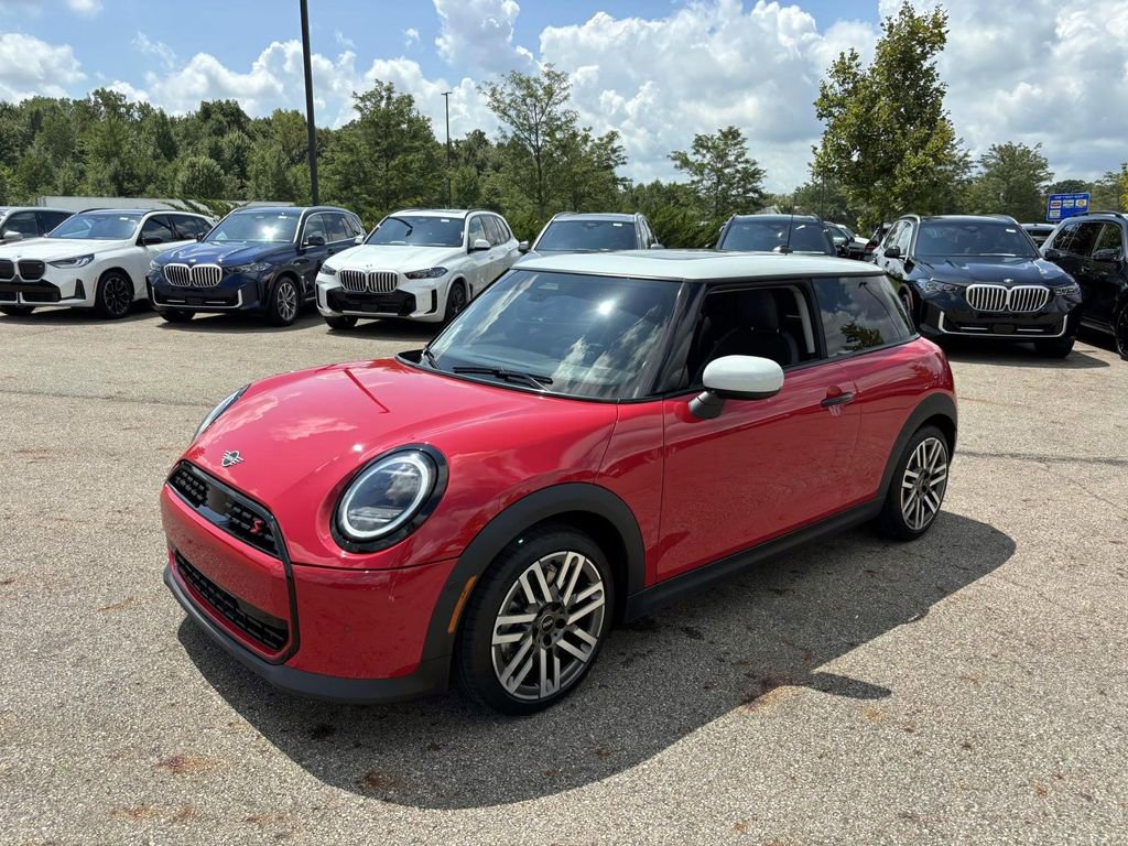 Certified 2025 MINI Cooper S image 3