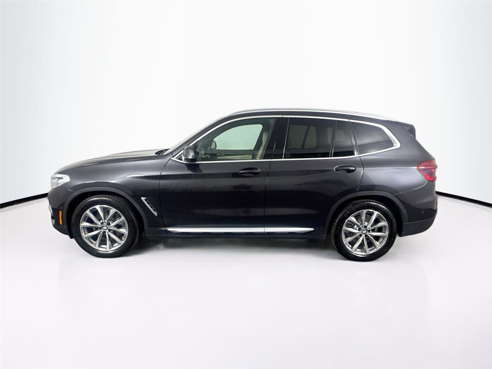 Used 2019 BMW X3 xDrive30i w/ Premium Package image 14