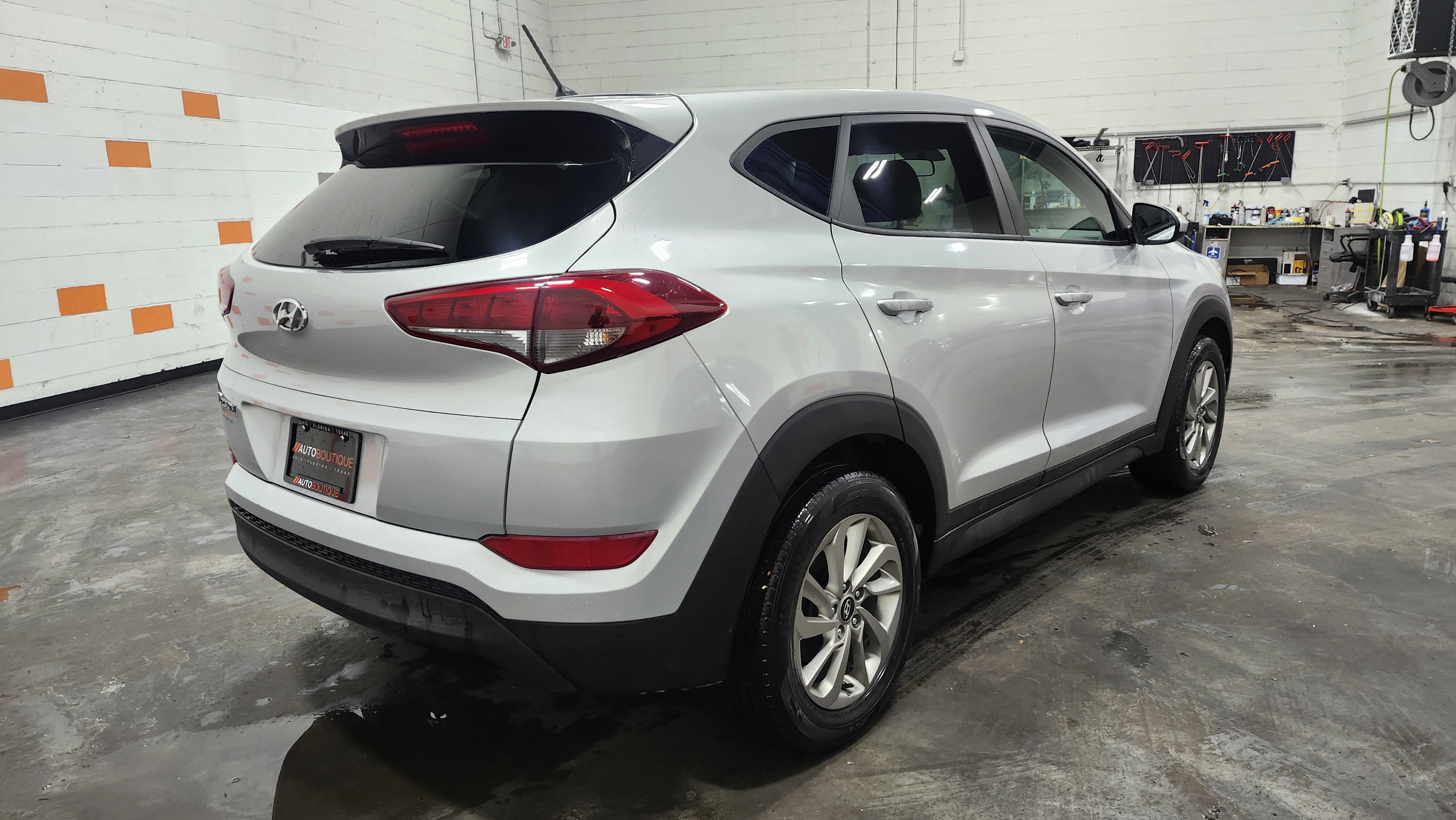 Used 2018 Hyundai Tucson SE w/ Cargo Package image 14